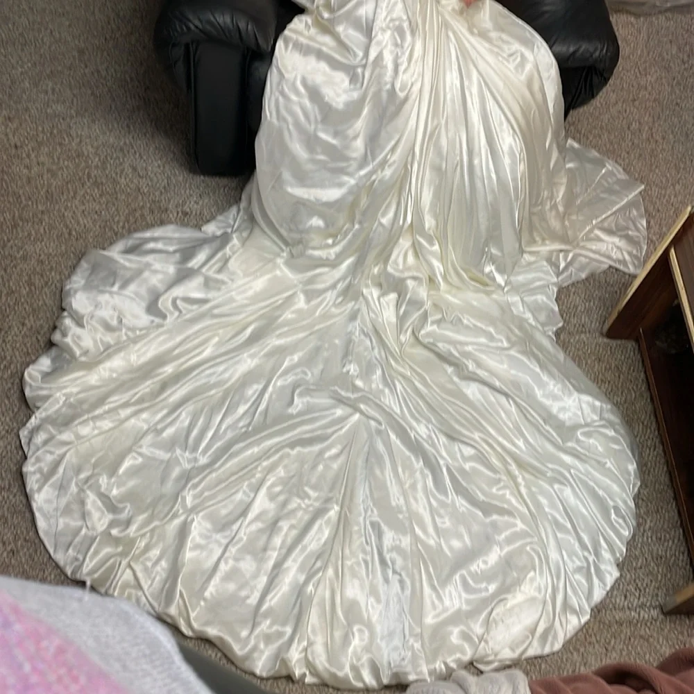 Maggie sottoro one shoulder satin gown - Picture 12 of 12